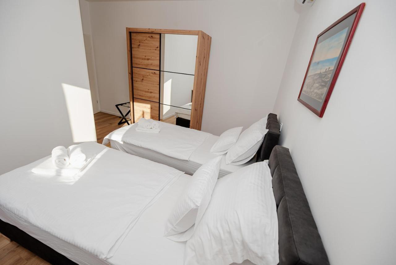 Villa Sportiva Zadar With Private Heated Pool Exterior photo