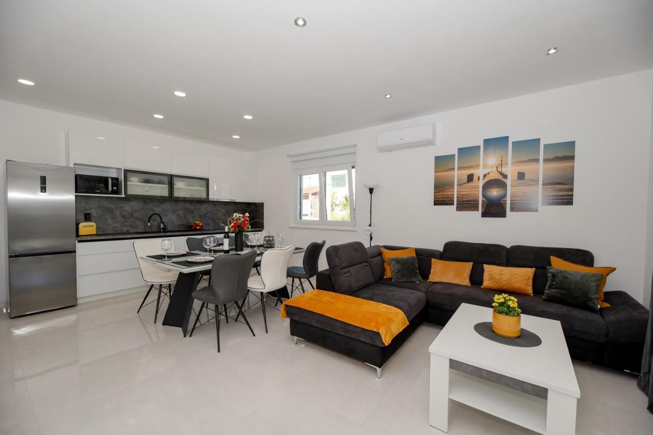 Villa Sportiva Zadar With Private Heated Pool Exterior photo